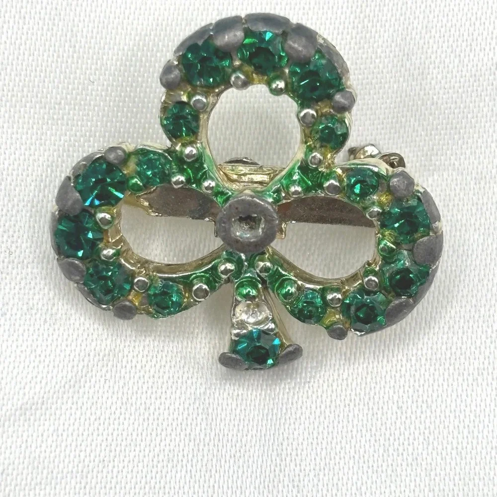 Vintage‎ Green Clover Pin Brooch Rhinestone Lucky Charm READ
